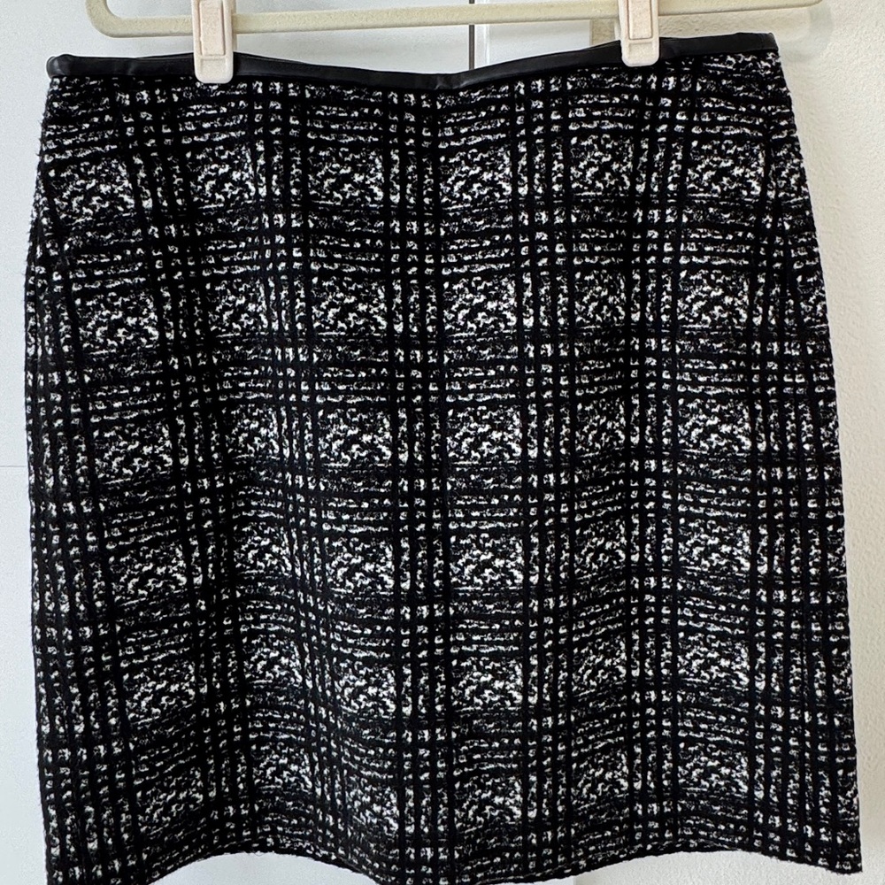 Black and White Mini Pencil Skirt for Work
